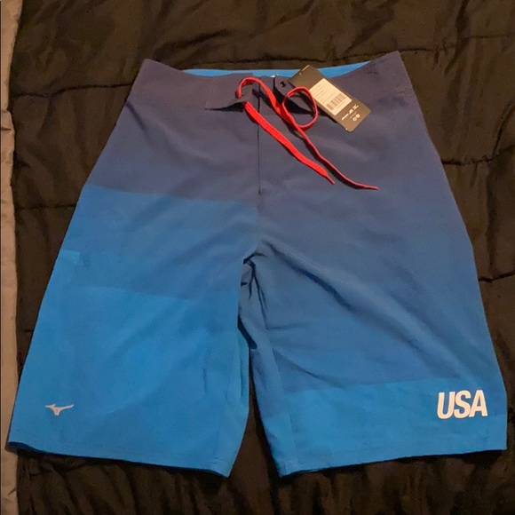 mizuno olympic clothing